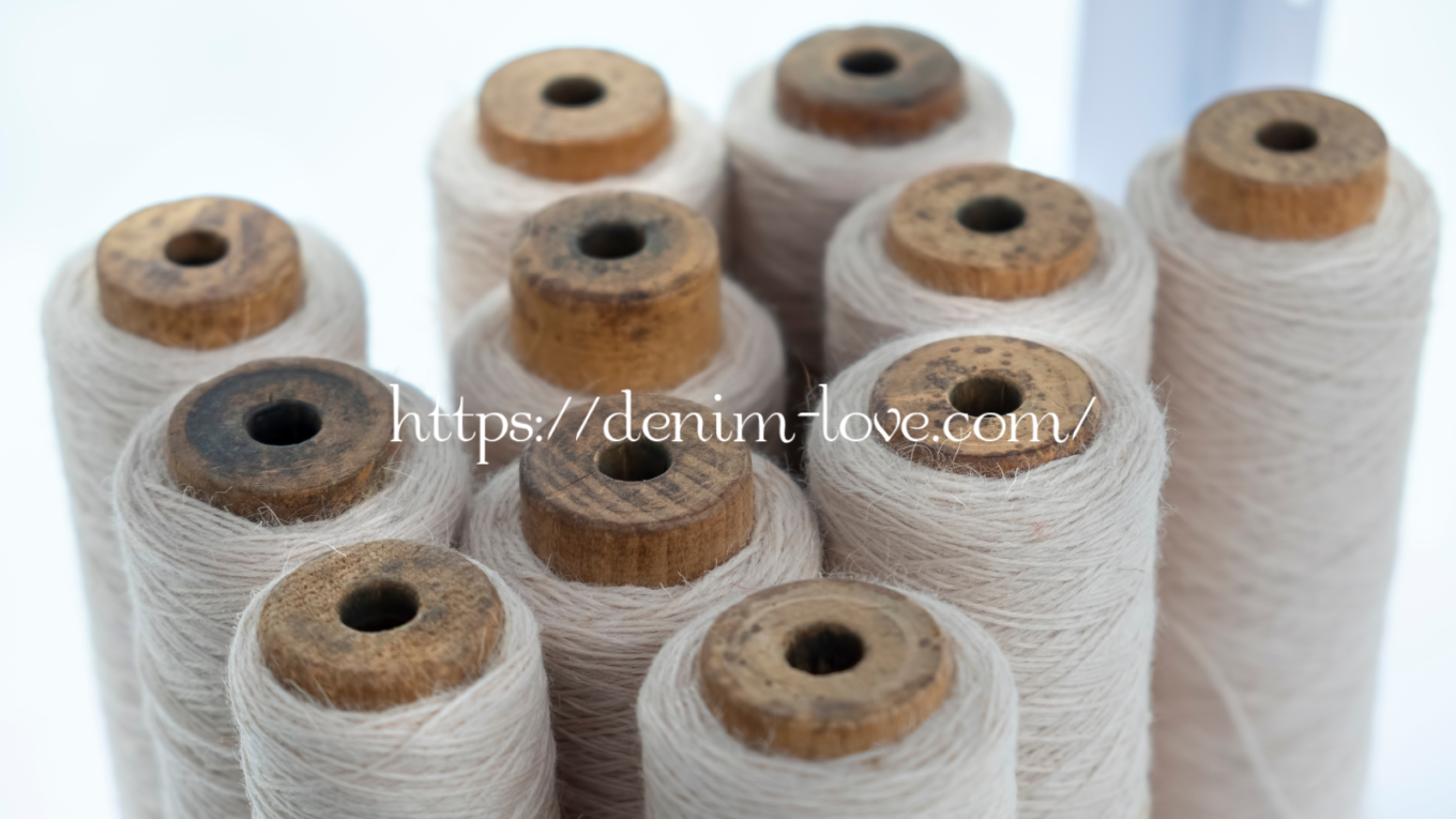 【デニムの豆知識】カラーデニムって何？（未晒の糸）